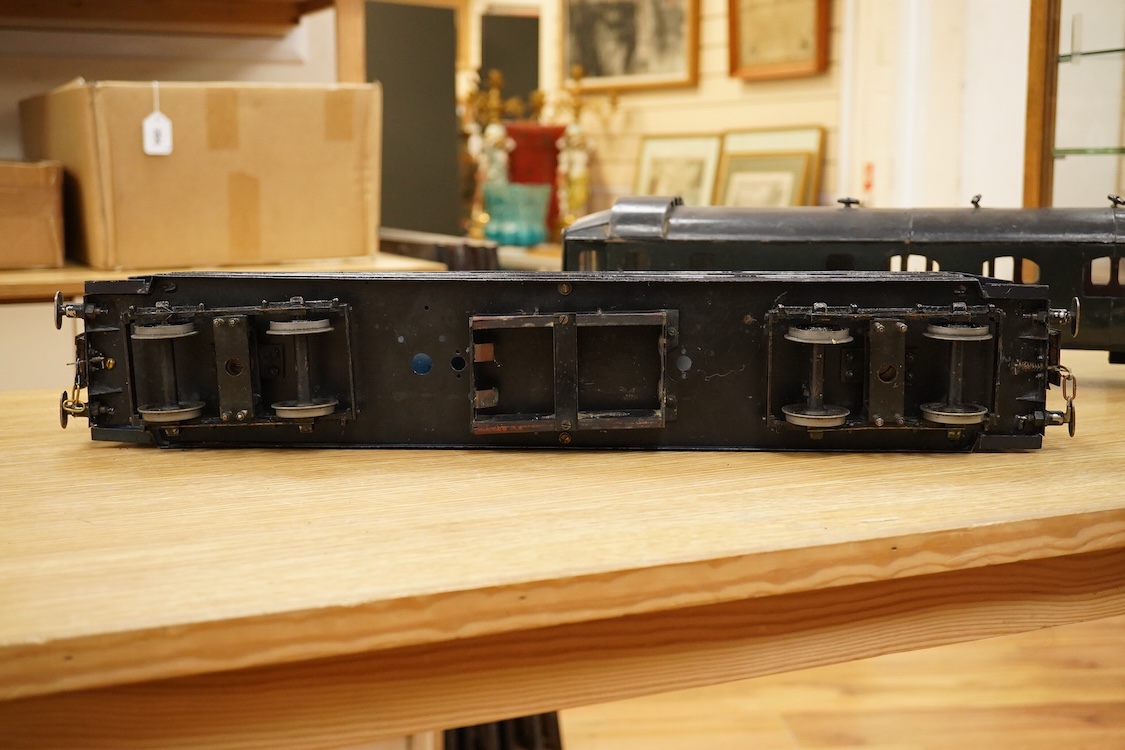 Four Gauge One Continental bogie coaches; two in very dark Green livery, and two ‘Trains Rapides Nord’ in dark green, including some scratch building and possible adaptation from kits